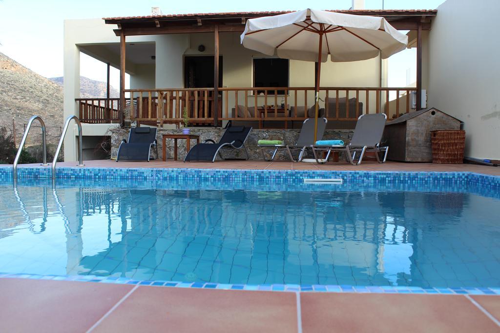 Felia Villa สตาวรอช ภายนอก รูปภาพ